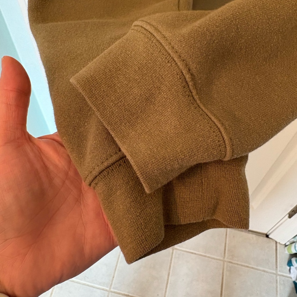 Women’s Carhartt Sweatshirt - Picture 8 of 10